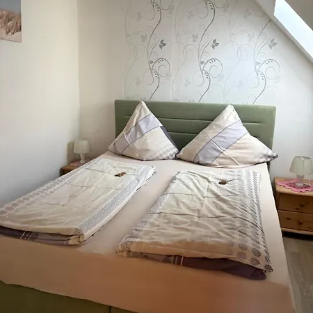 Hansen Apartment *
